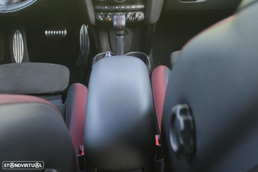 MINI 3 Portas John Cooper Works Auto Desportiva - 38
