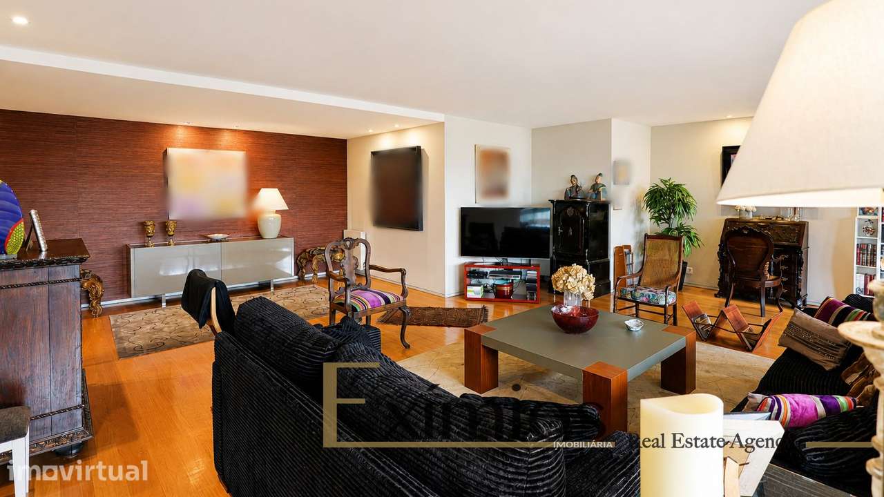 Apartamento T4 com garagem, no centro de Vila do Conde - Grande imagem: 3/32