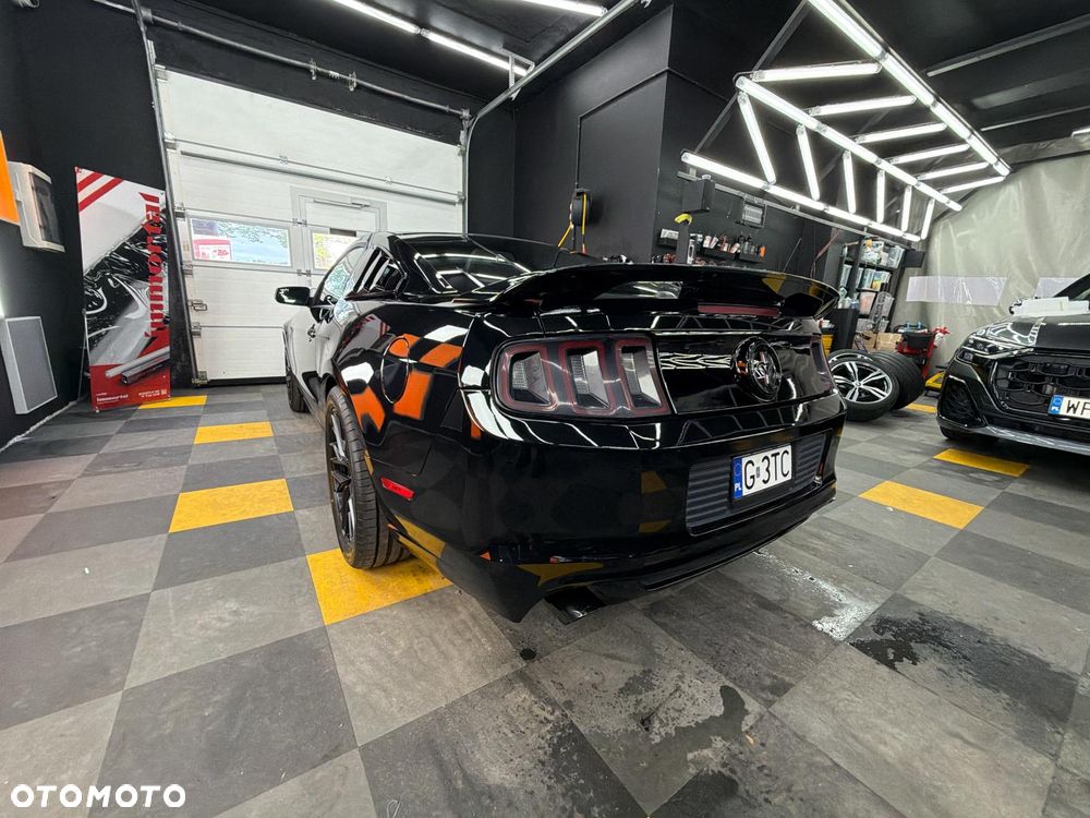 Ford Mustang 3.7 V6 Premium - 36