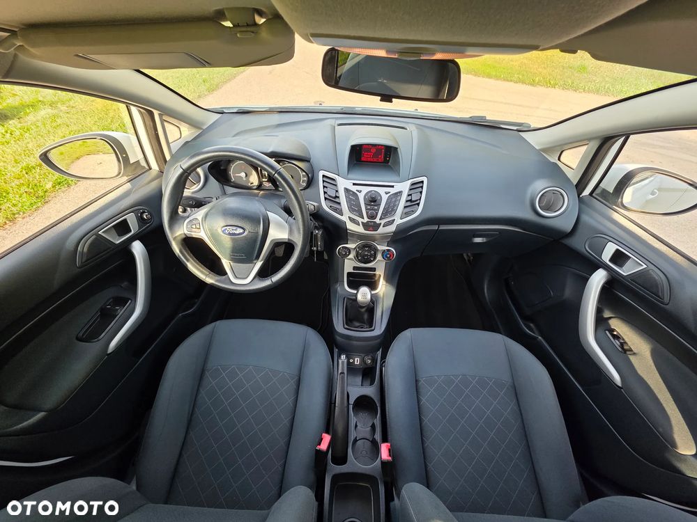 Ford Fiesta - 16