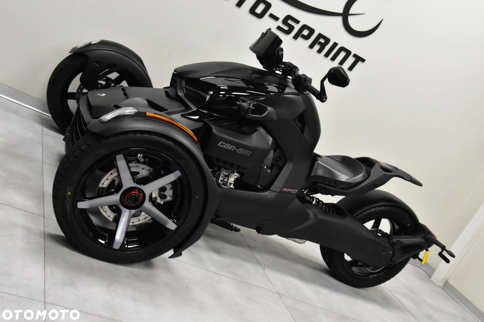 Can-Am Ryker - 8