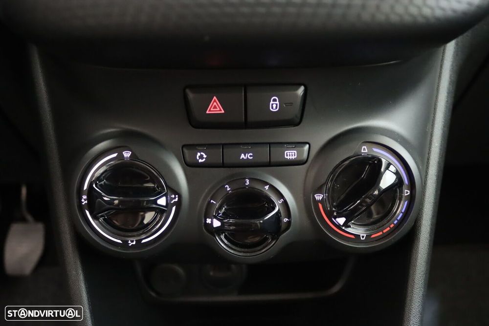Peugeot 2008 1.2 PureTech Style - 27