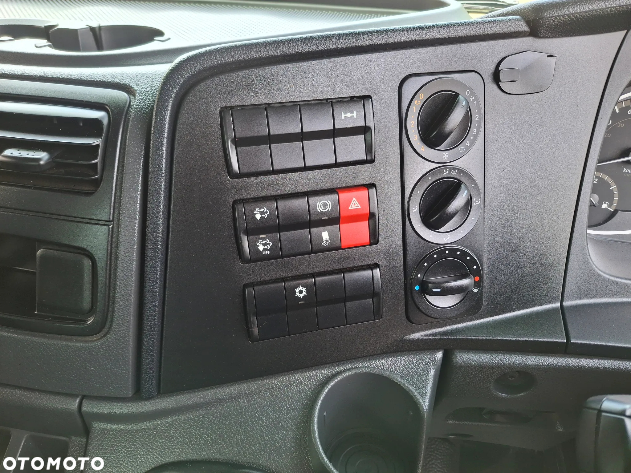 Mercedes-Benz Atego 1523 Zamiatarka Schmidt SK600 Karcher Euro 6 PM10 Listwa Wysokiego Ciśnienia 2 Silniki Szczotki L/R Rura Do Liści 2016r - 32
