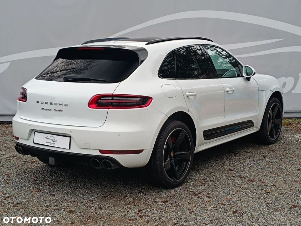 Porsche Macan - 3