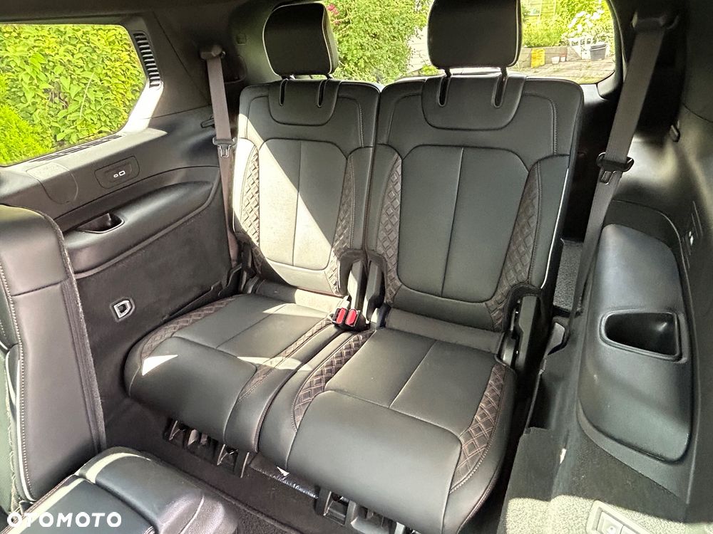 Jeep Grand Cherokee - 20