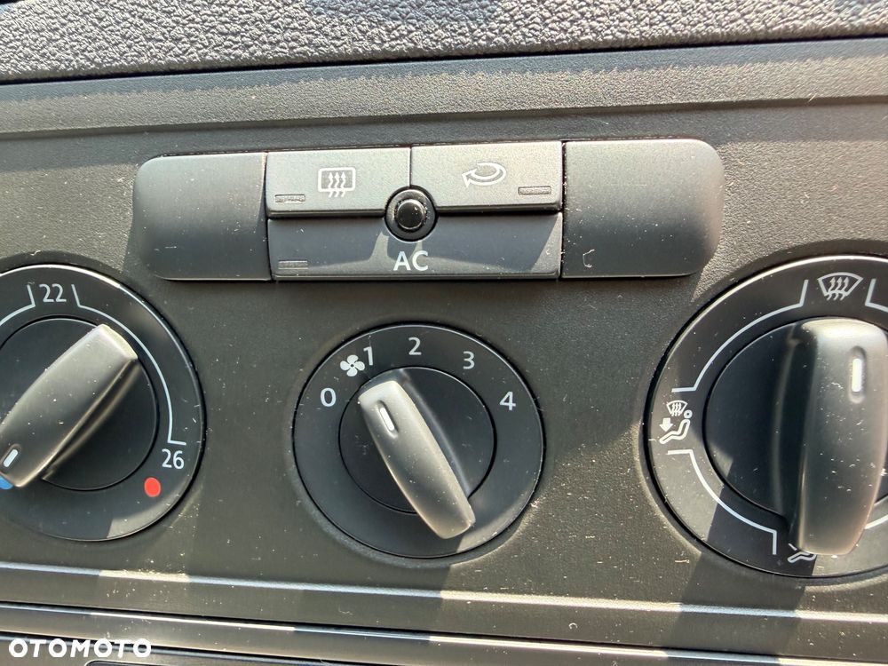 Volkswagen CADDY - 24
