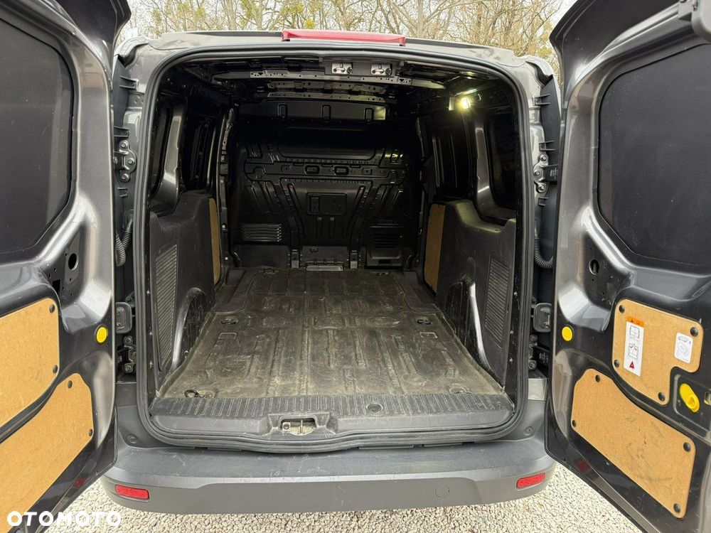Ford Transit Connect - 12
