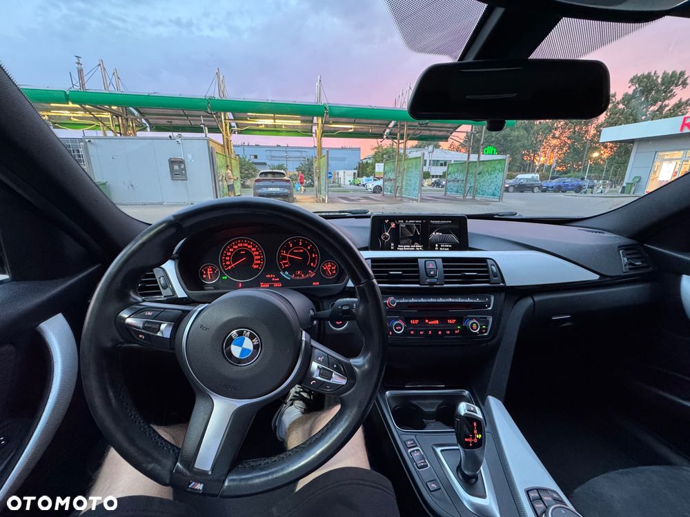 BMW Seria 3 318d - 22