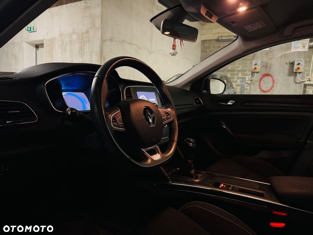 Renault Megane 1.3 TCe FAP Limited - 9