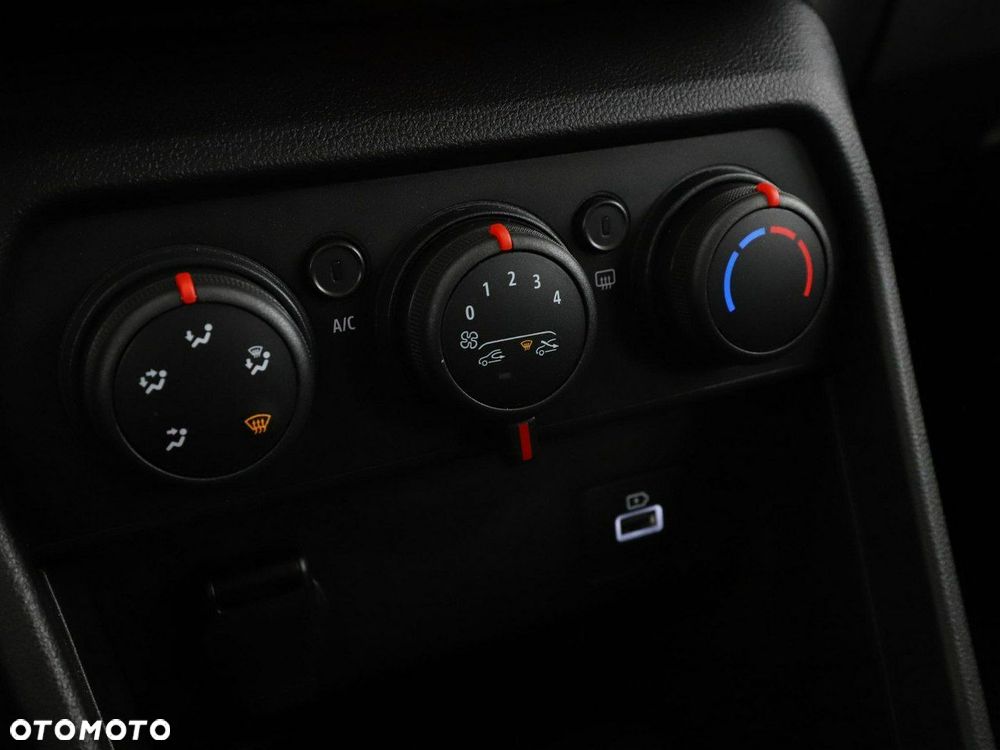 Dacia Sandero 1.0 TCe Comfort - 26