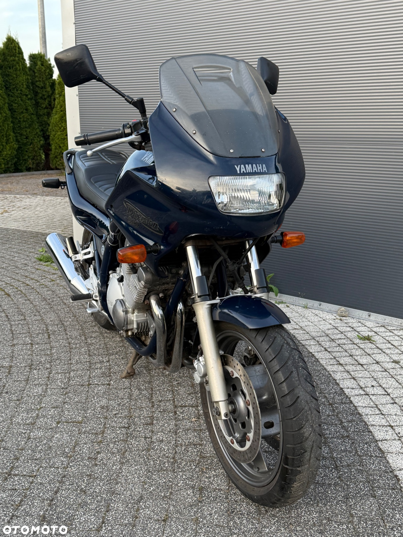 Yamaha XJ - 6