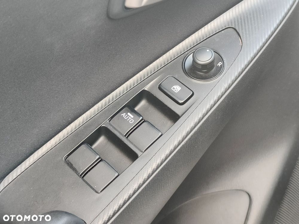 Mazda 2 SKYACTIV-G 75 Center-Line - 16