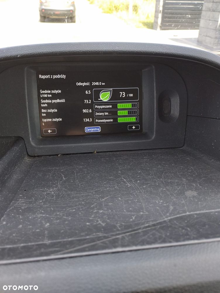 Nissan NV250 - 11