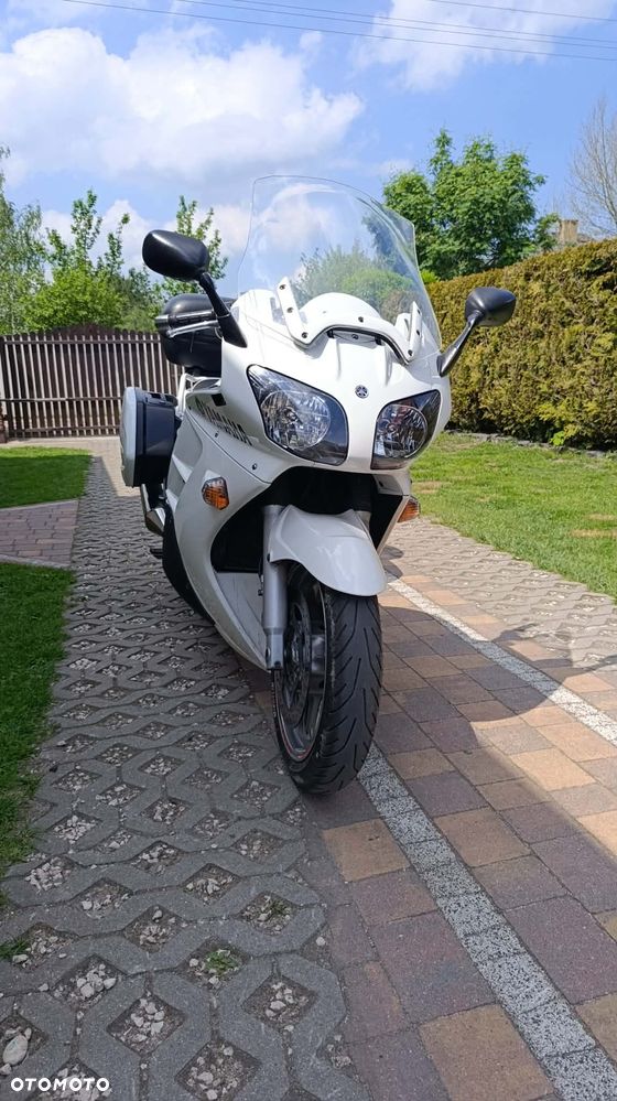 Yamaha FJR - 2