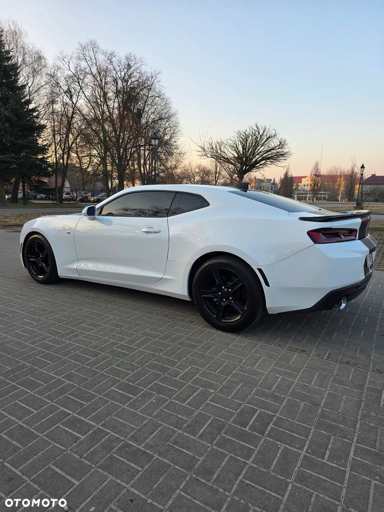 Chevrolet Camaro - 12