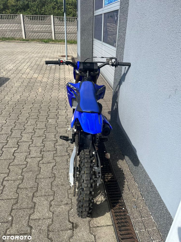 Yamaha YZ - 4