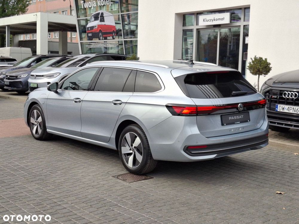 Volkswagen Passat Variant - 7