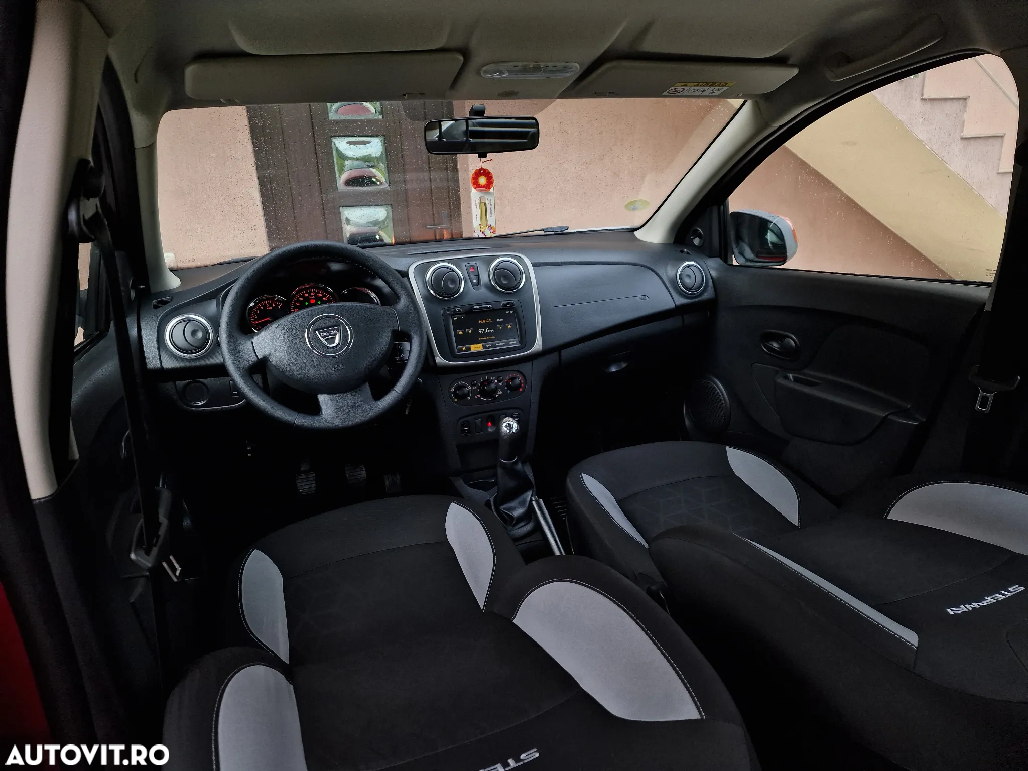 Dacia Sandero Stepway - 38