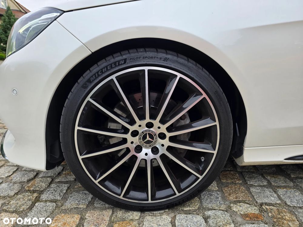 Mercedes-Benz Klasa E 350 d 4Matic 9G-TRONIC AMG Line - 23