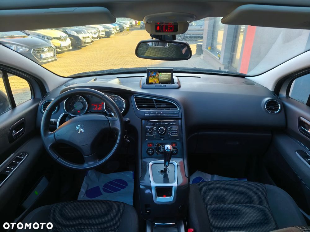 Peugeot 5008 - 6