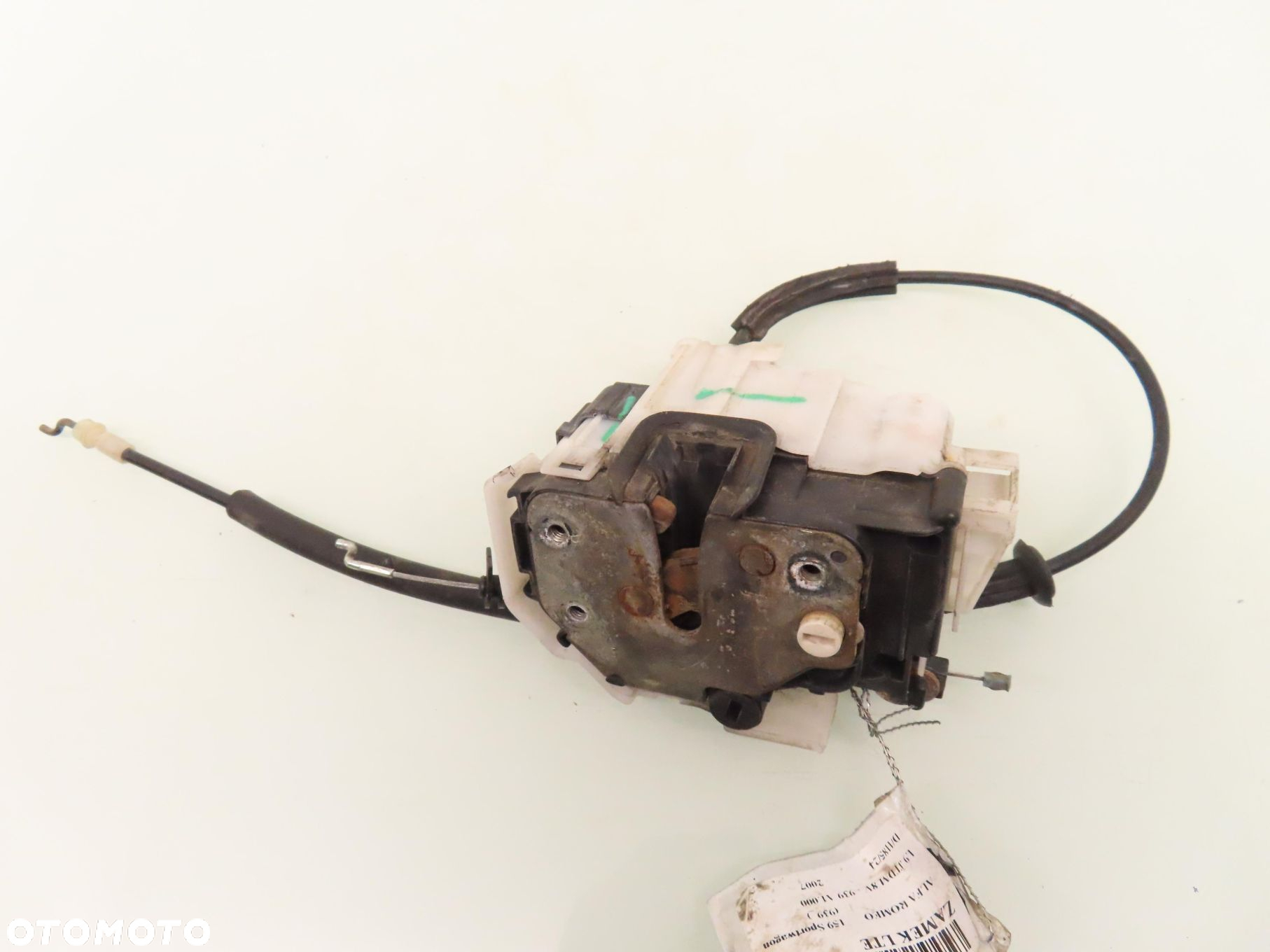 ZAMEK LEWY TYLNY ALFA ROMEO 159 5 PIN - 2
