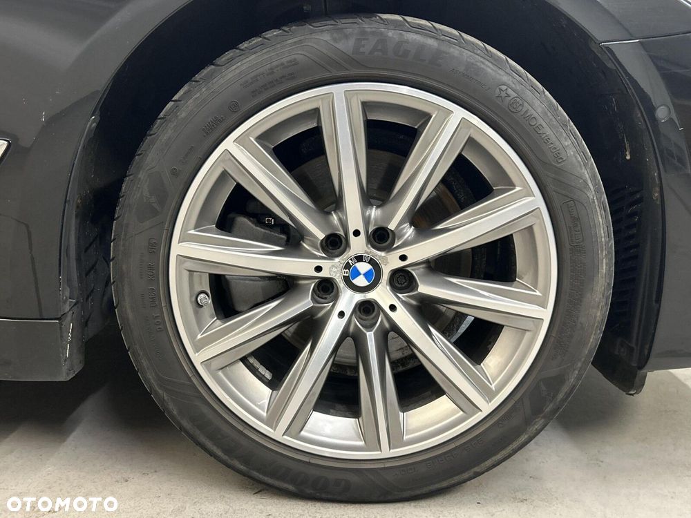 BMW Seria 5 - 10