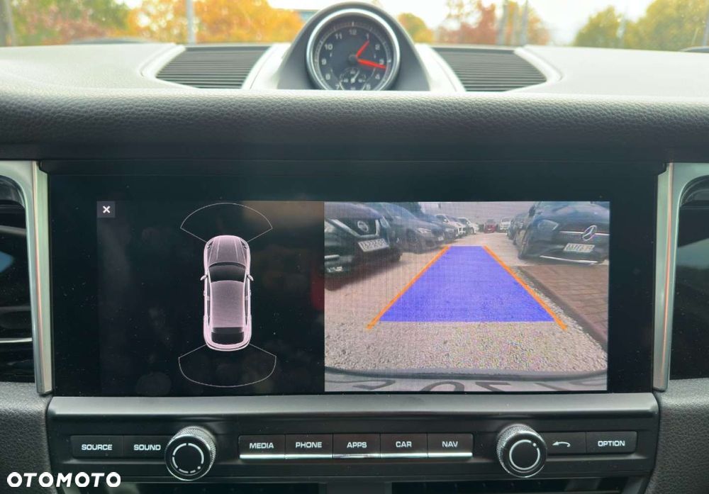 Porsche Macan - 23