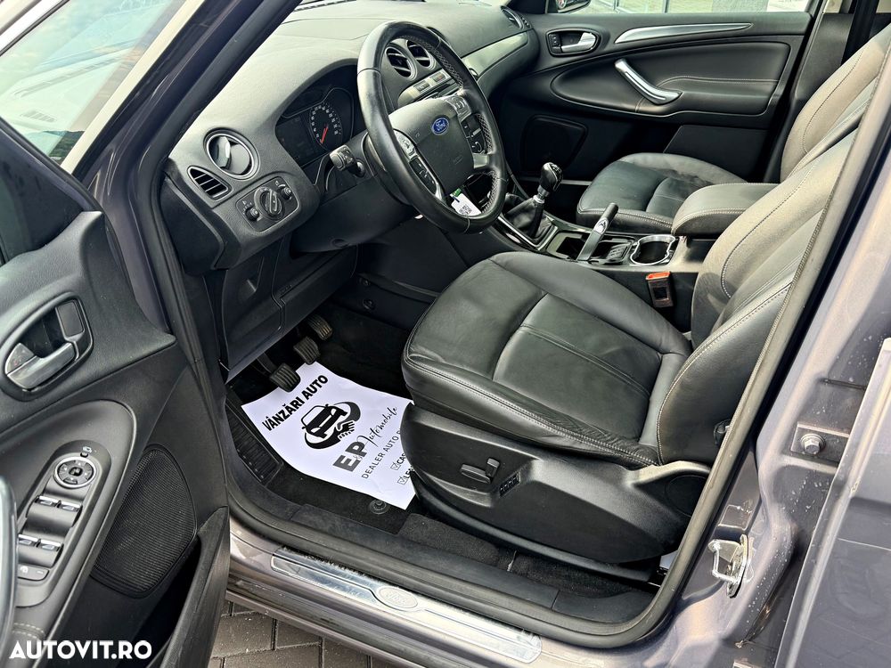 Ford S-Max 2.0 TDCi DPF Titanium - 8