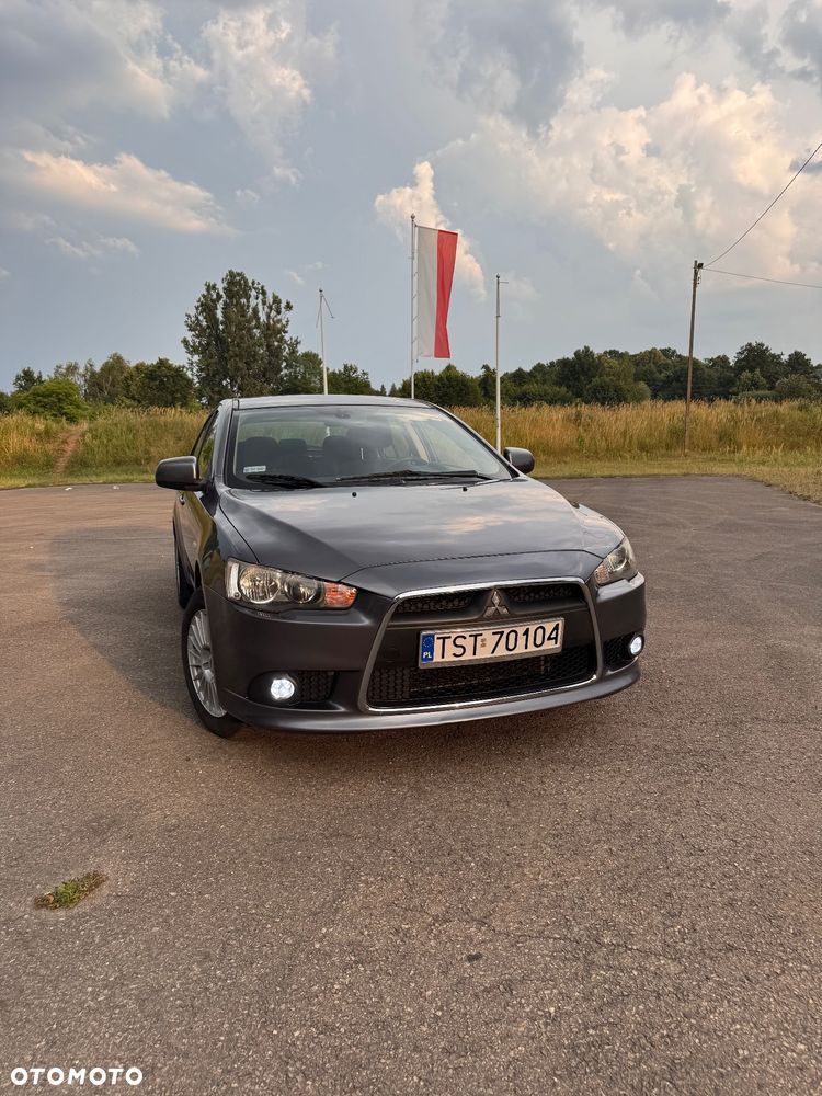 Mitsubishi Lancer 1.5 Invite - 1