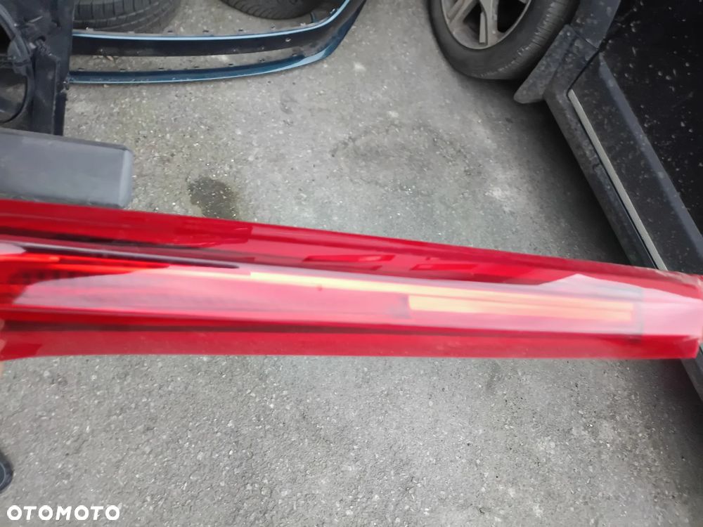 Lampa tył Prawa Volvo XC90 31655916 idealna - 7