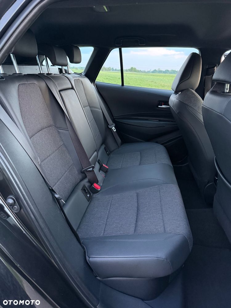 Toyota Corolla 1.8 Hybrid Club - 27