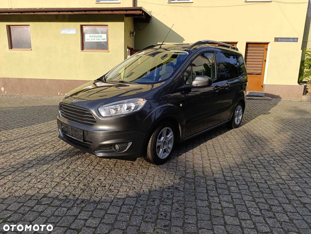 Ford Tourneo Courier - 1