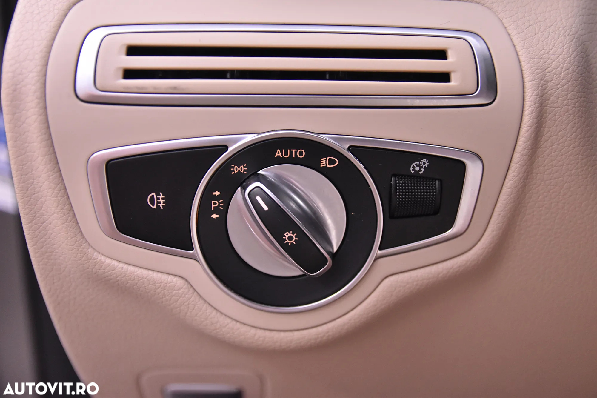 Mercedes-Benz GLC Coupe 300 de 4MATIC - 15
