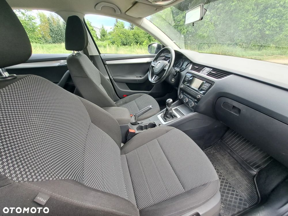 Skoda Octavia 1.6 TDI Ambition - 11