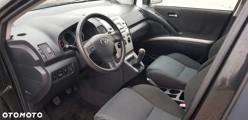 Toyota Corolla Verso 1.8 Terra - 9