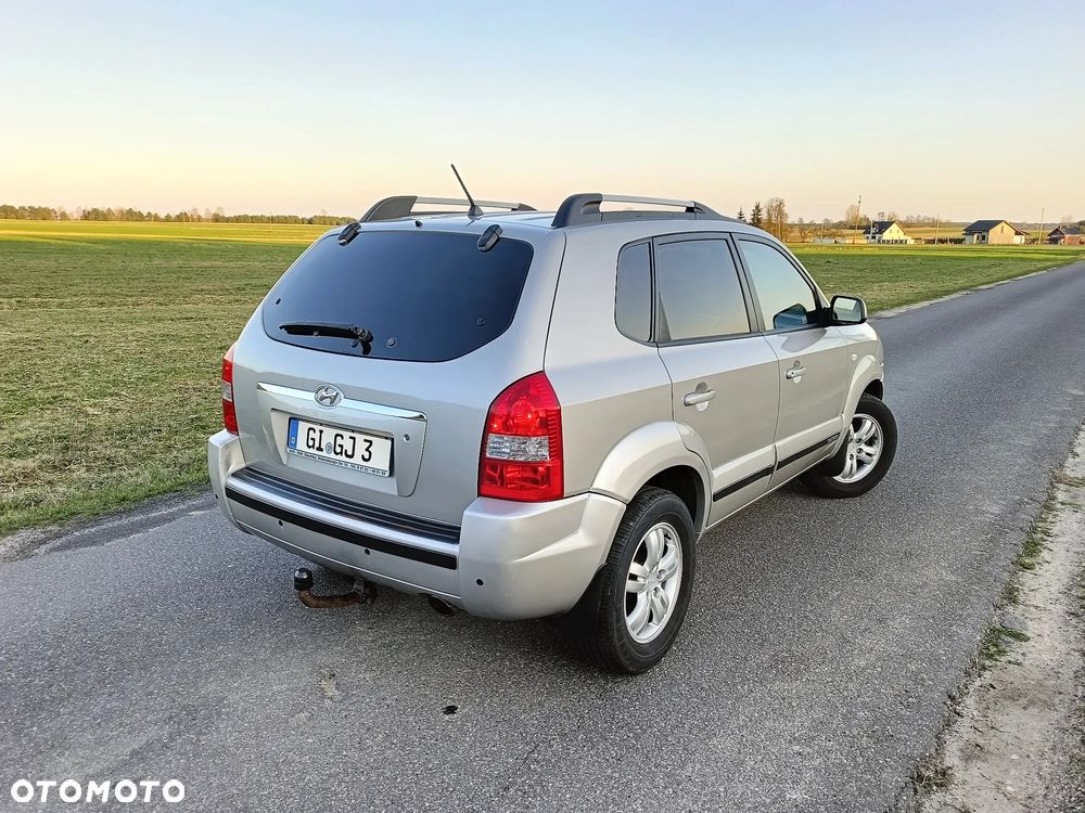 Hyundai Tucson 2.0 2WD Edition Plus - 2