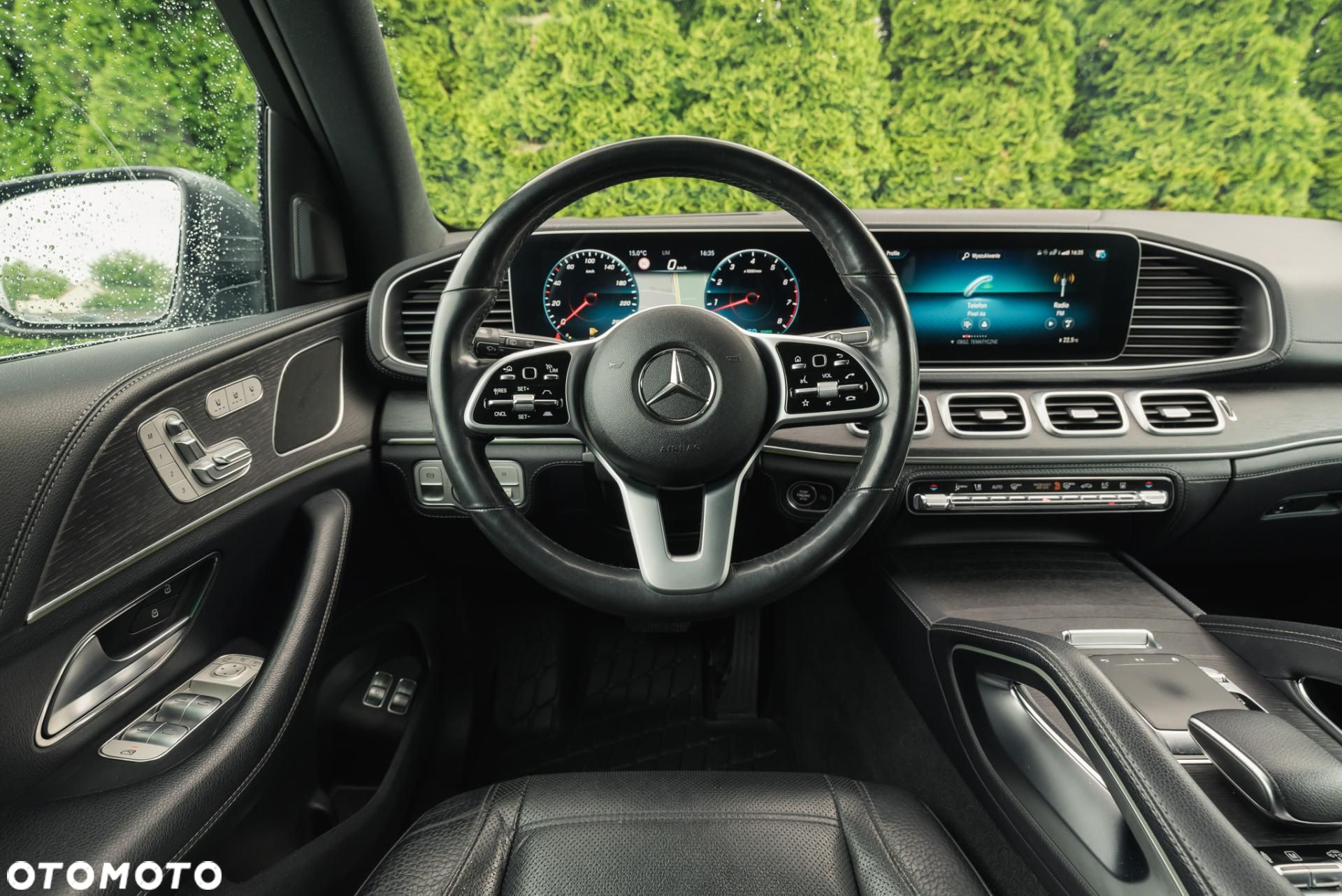Mercedes-Benz GLE - 11