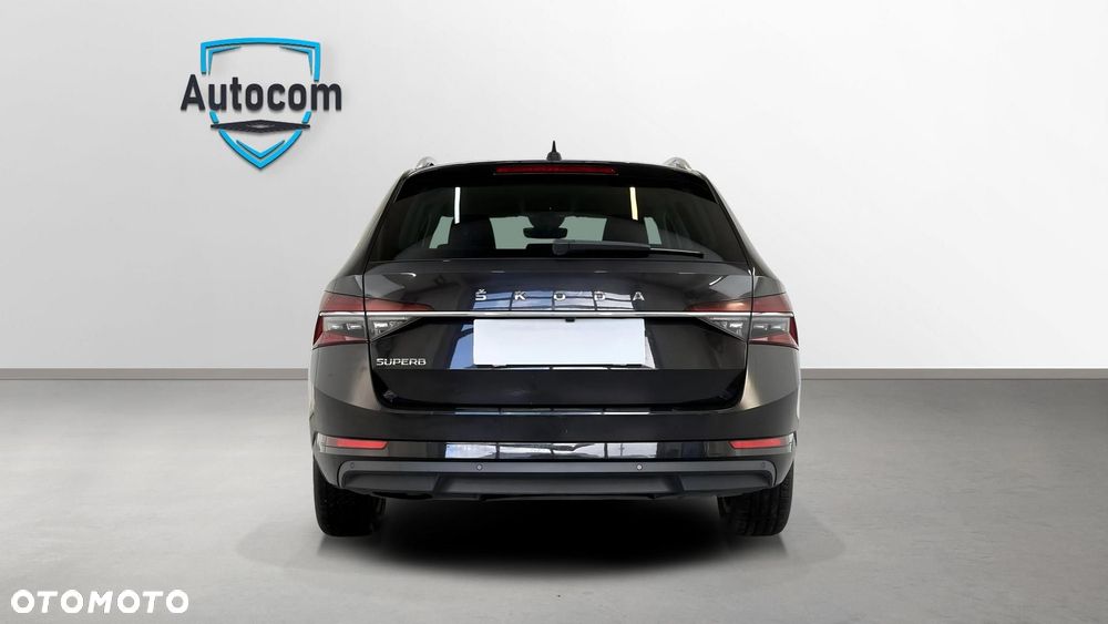 Skoda Superb 2.0 TDI SCR Ambition DSG - 4