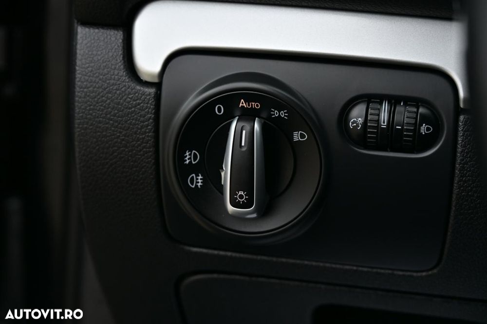 Volkswagen Golf Variant 1.4 TSI DSG Comfortline - 23