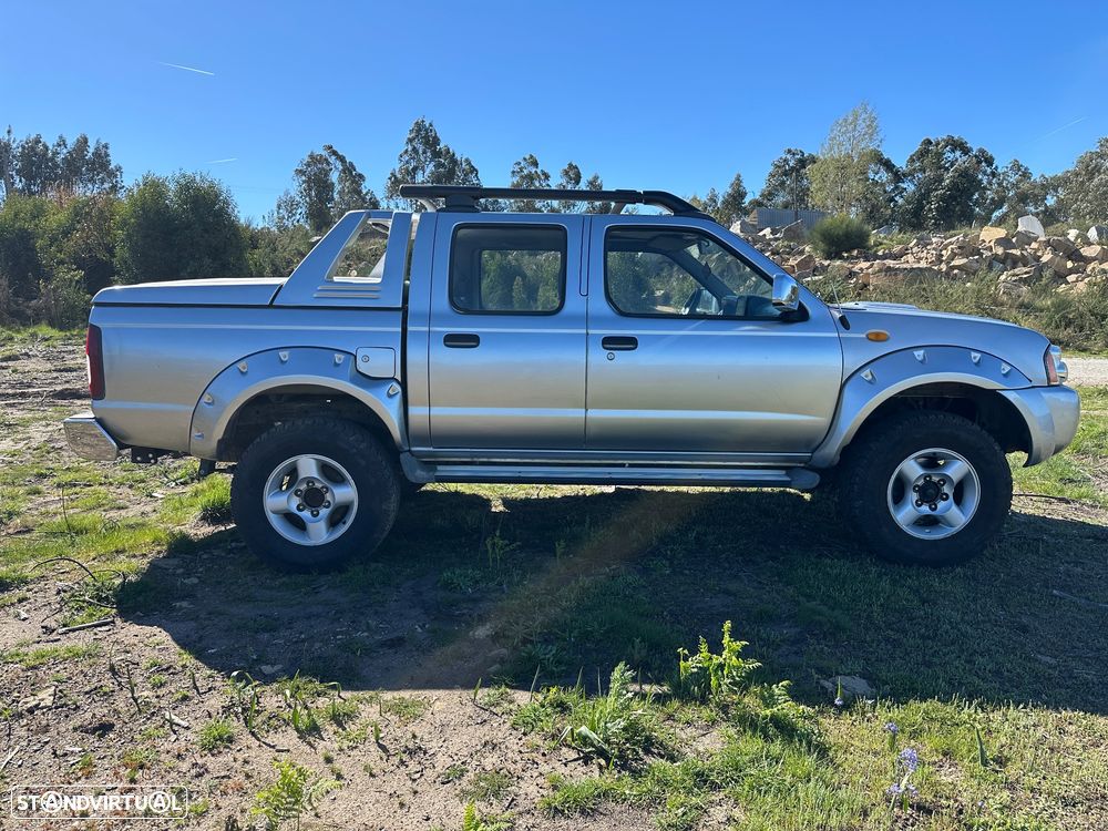 Nissan Pick Up 2.5 TD CD Navara XTr+Box+CD - 6