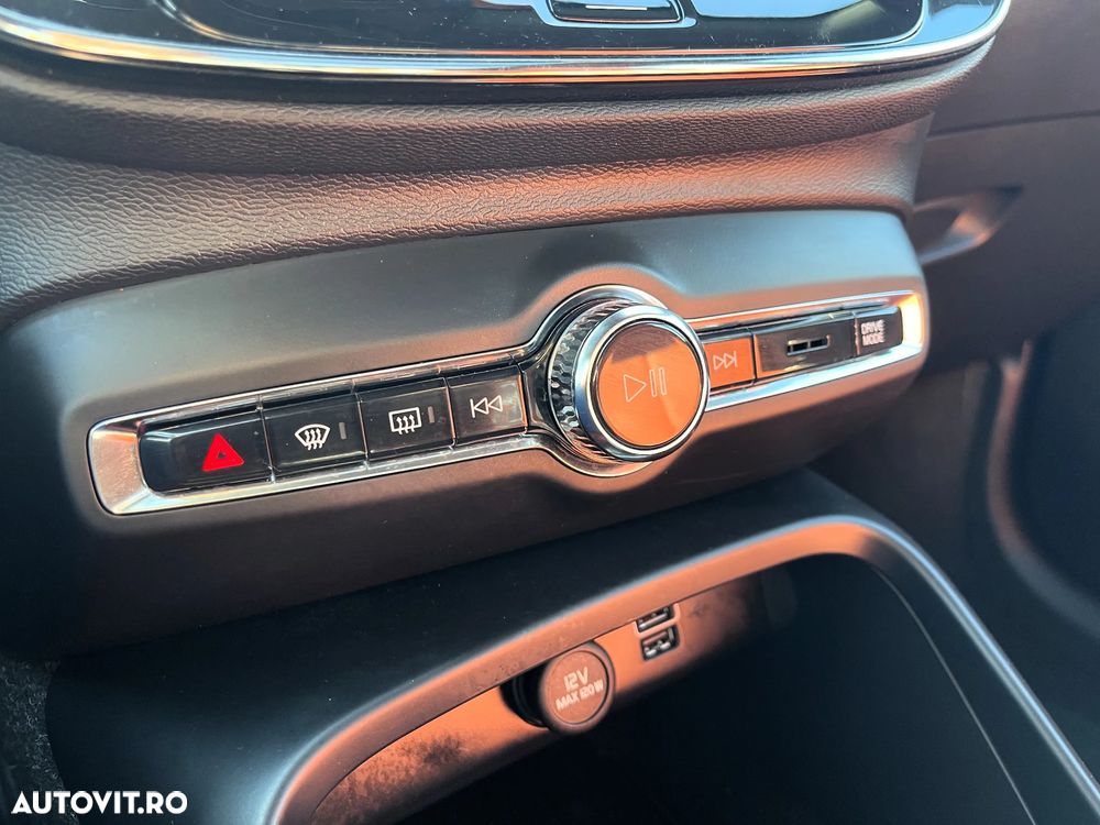 Volvo XC 40 T5 Recharge DKG Inscription - 23