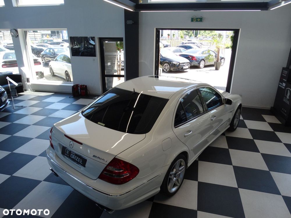 Mercedes-Benz Klasa E - 22