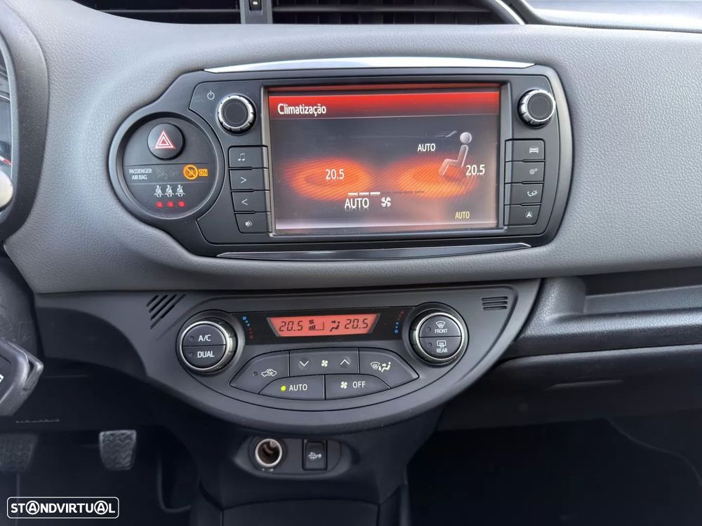 Toyota Yaris 1.4 D-4D Comfort+P.Style - 15