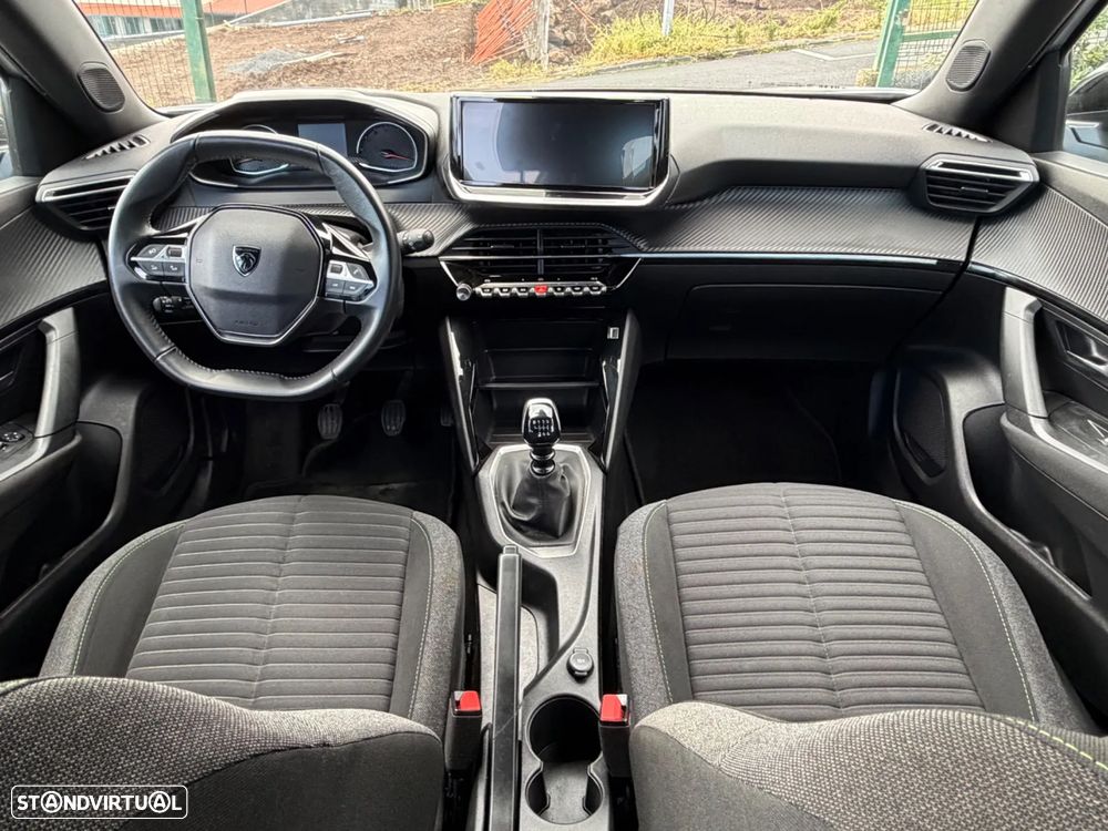 Peugeot 2008 1.2 PureTech Style - 9
