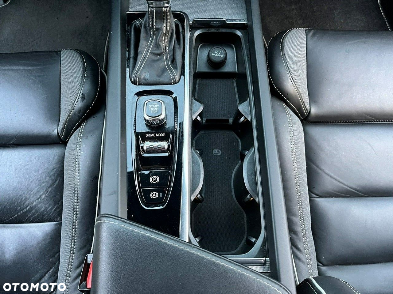 Volvo S60 T4 R-Design - 28