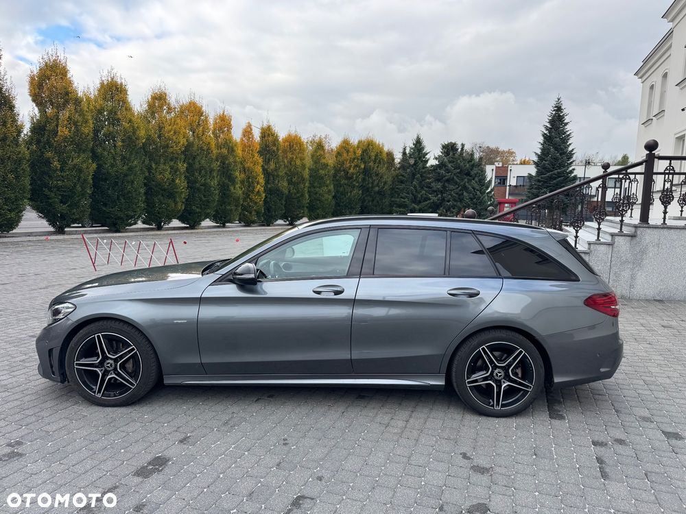 Mercedes-Benz Klasa C 220 d T 9G-TRONIC - 14