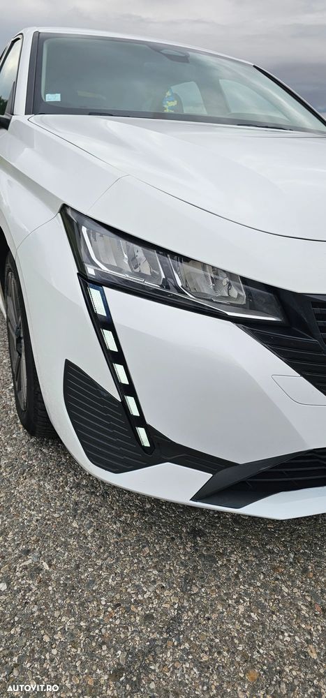 Peugeot 308 - 4