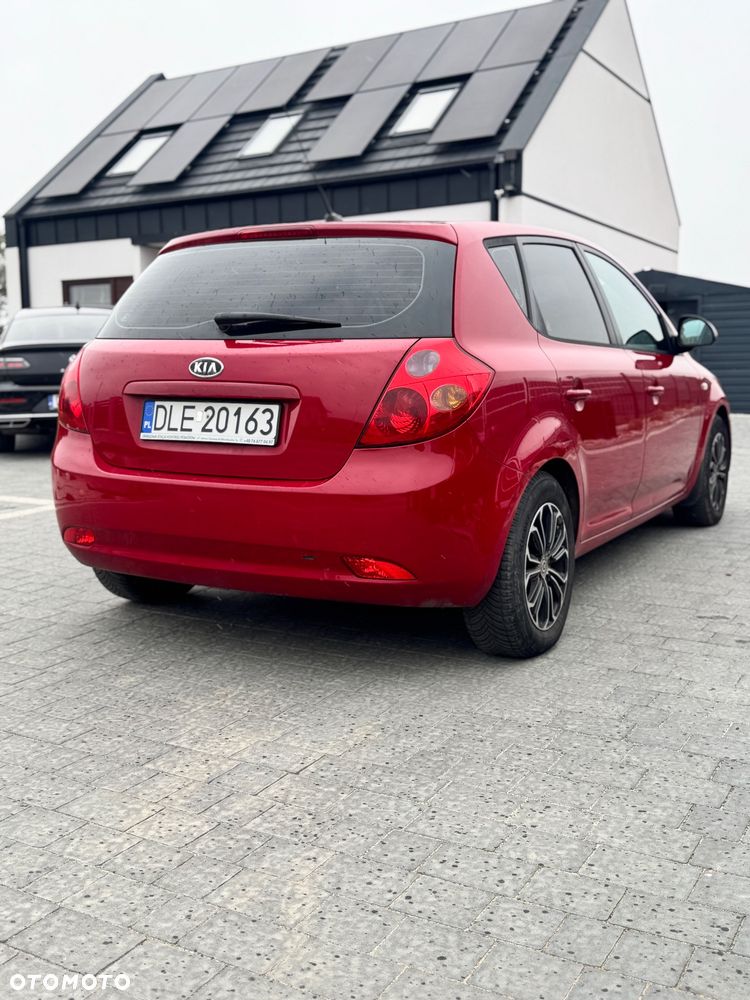 Kia Ceed 1.6 Crdi Comfort - 3