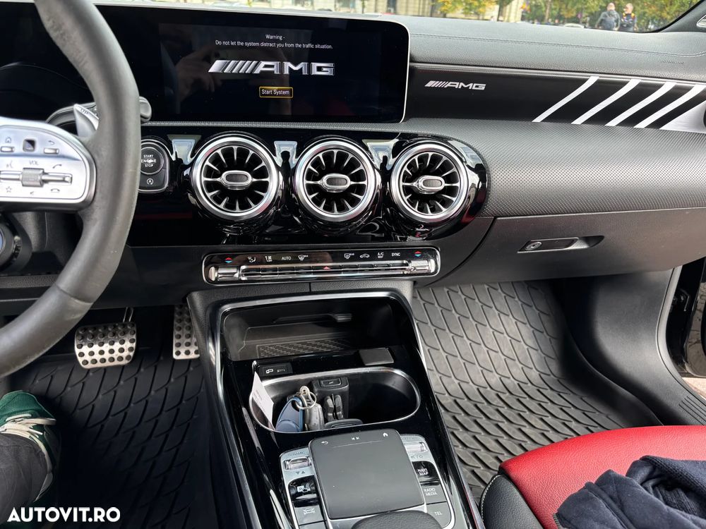Mercedes-Benz CLA AMG 45 4Matic+ AMG Speedshift 8G-DCT - 25
