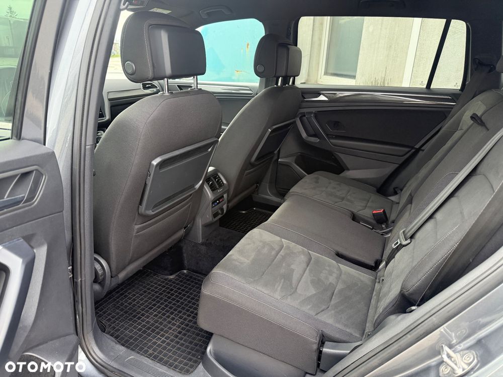 Volkswagen Tiguan Allspace 2.0 TDI 4Mot R-Line DSG - 9